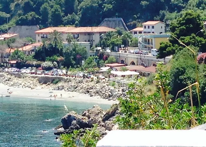 Le Dolci Notti Scilla